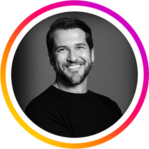 Dr. Andrés Benatti